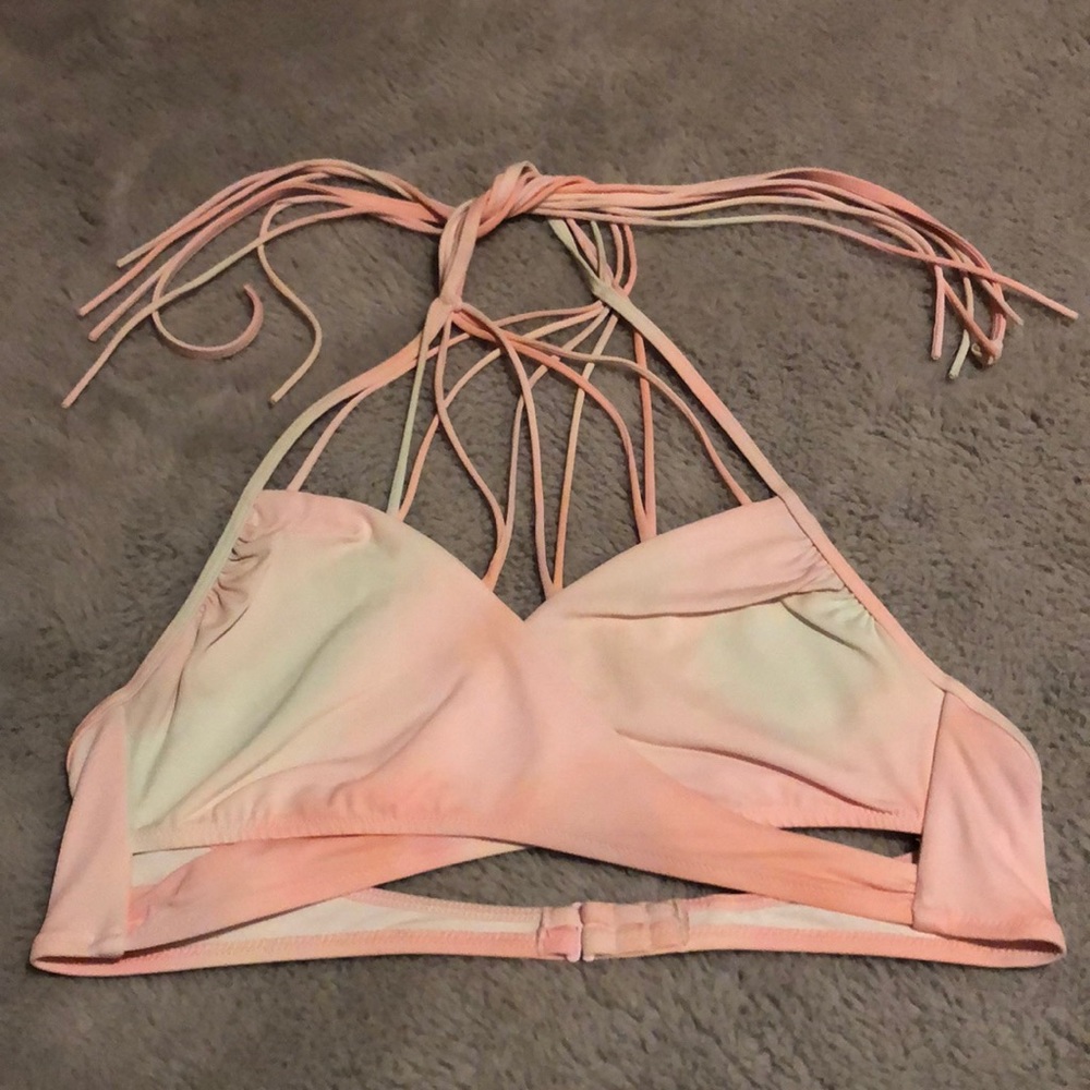 Bikini top